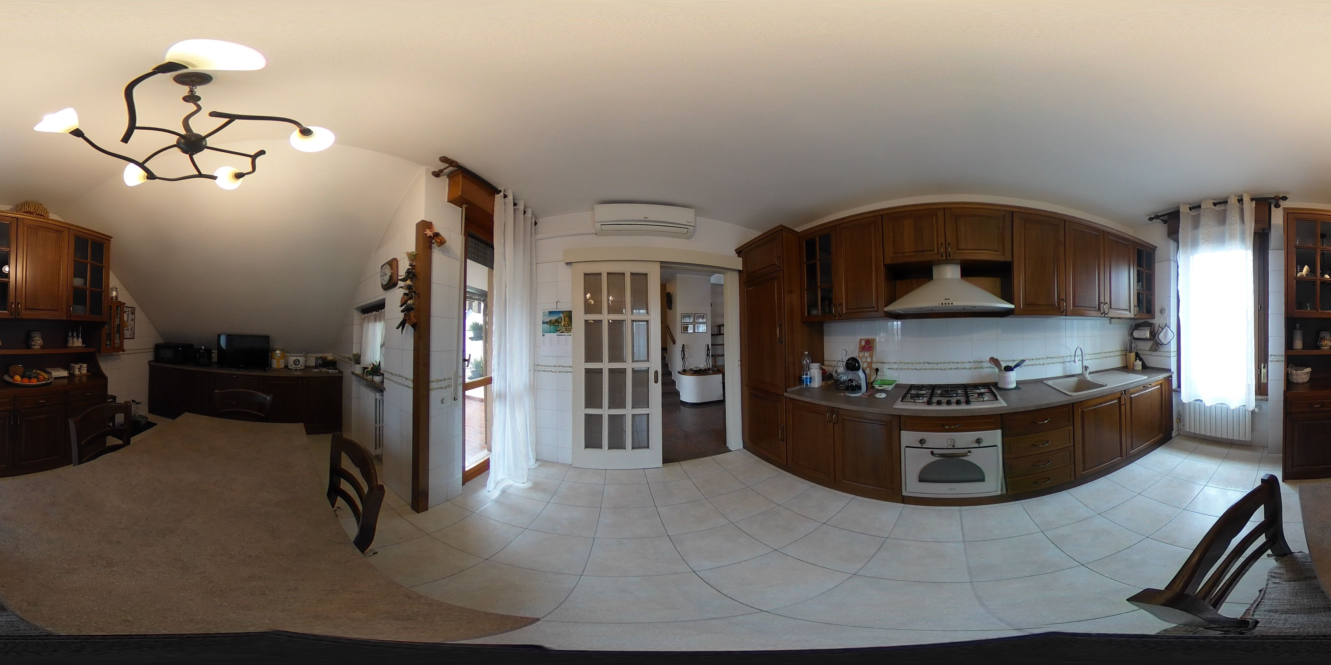 Cucina appartamento piano primo