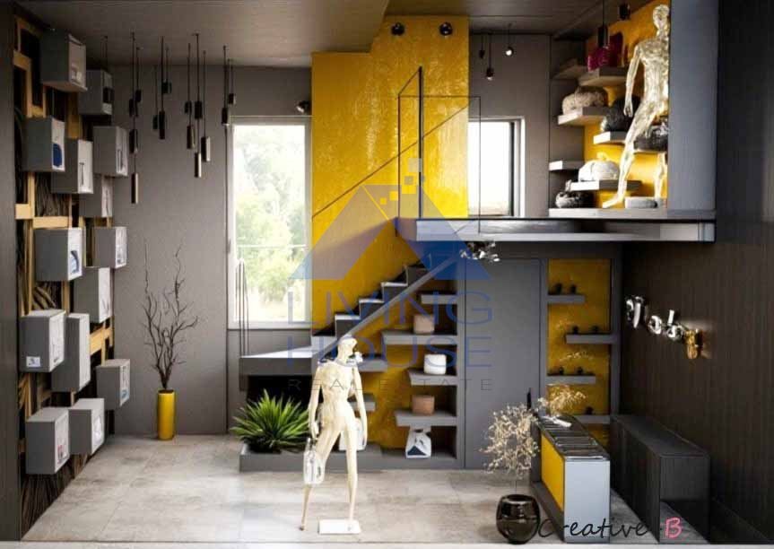 Cessione contratto locazione – Centro Como, 2 vetrine, ottimo stato